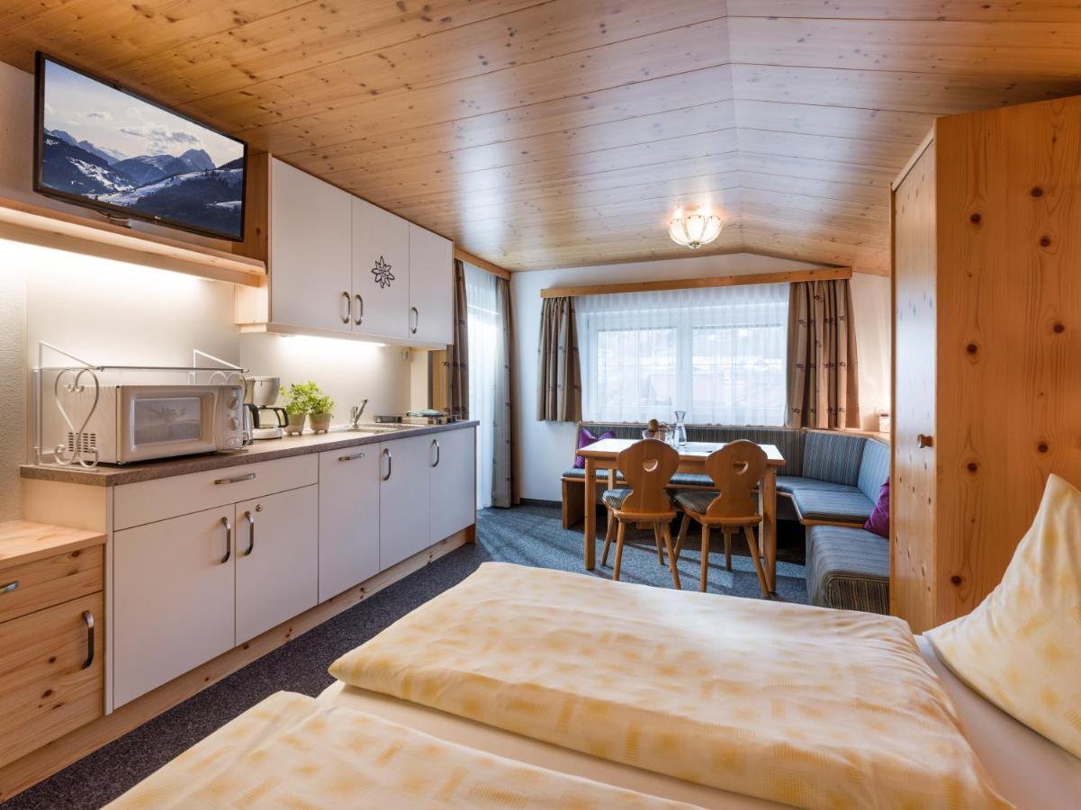 Gaestehaus Roland Kirchberg in Tirol Exterior photo